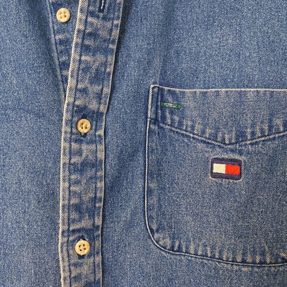 Y2K Tommy Hilfiger Classic Denim Button Down Shirt - Picture 2 of 8